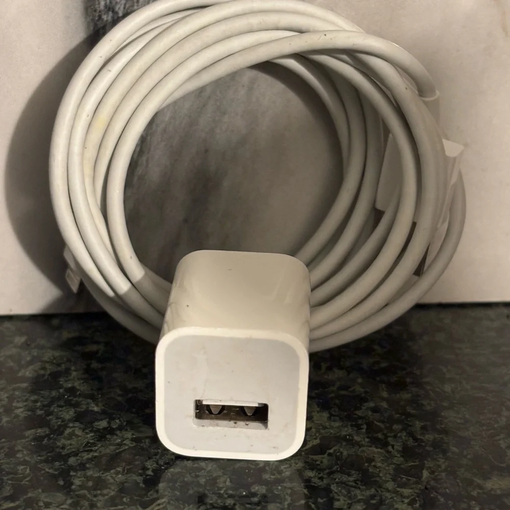 Apple iPhone 8 plus 64 GB with White Lightning Charger and Cable